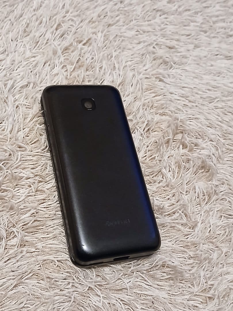 Kyocera KYF42 LINEとアプリストア OK!