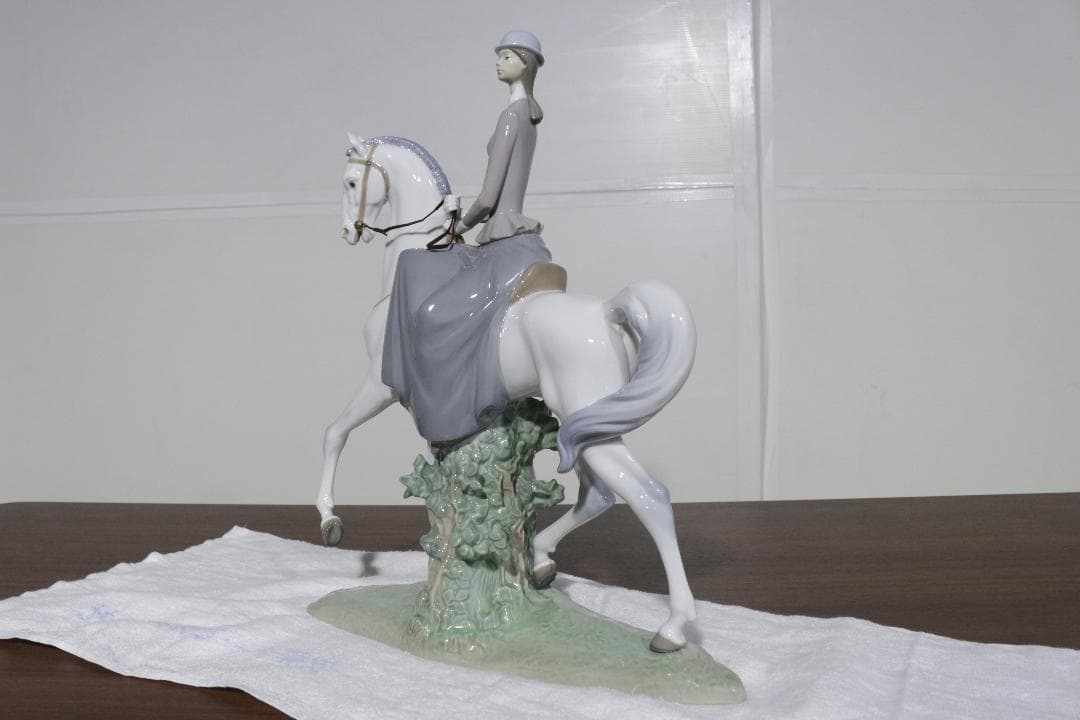 な*ん様 LLADROリヤドロ★白い馬の少女★20万★