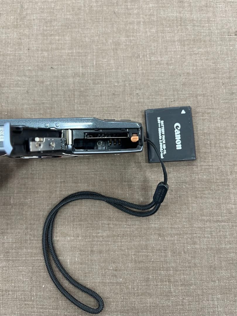 Canon IXY 130 コンパクトデジタルカメラ 美品　　pc2053