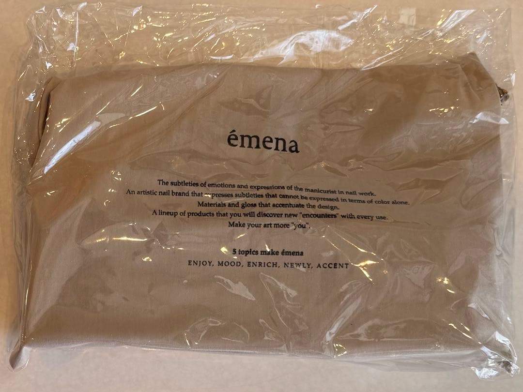 emena 2nd Anniversariy Coffret エメナ セット