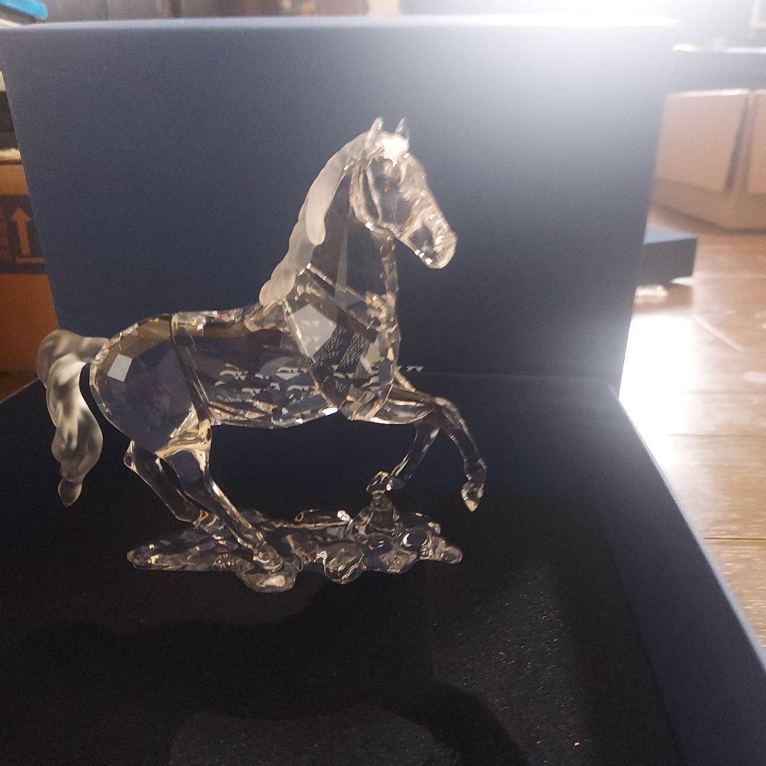Swarovski 馬のクリスタルフィギュア