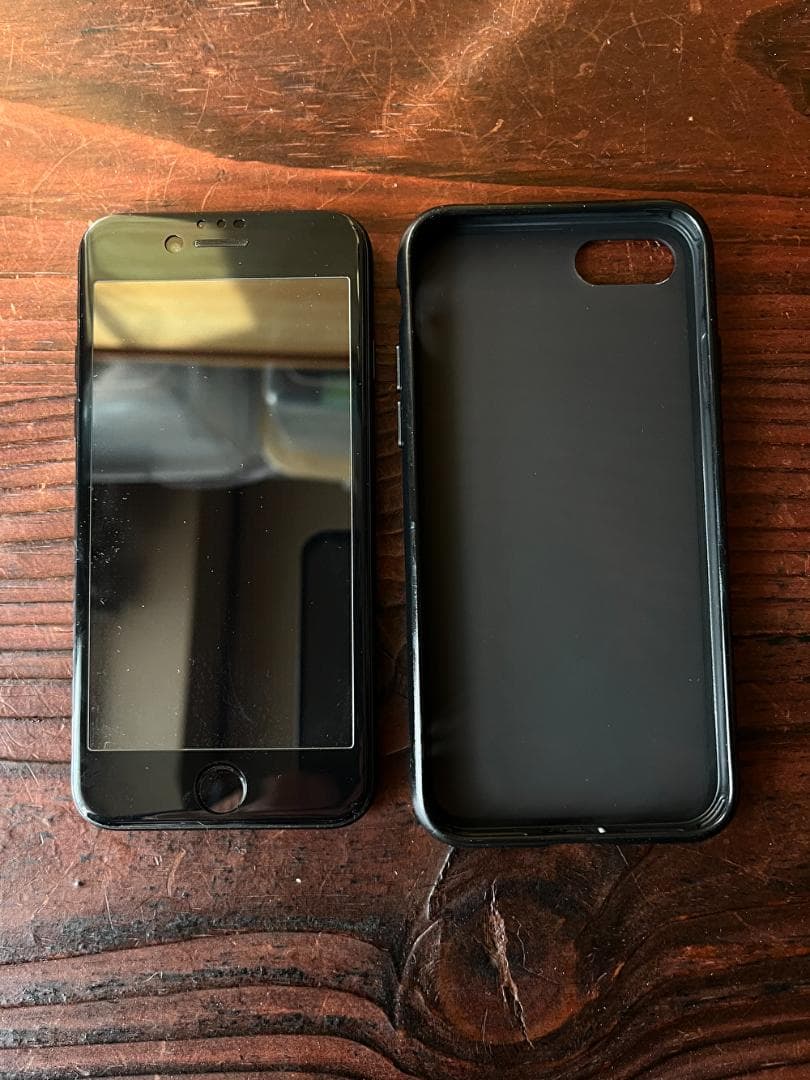 ☆Apple iPhone SE. 第2世代