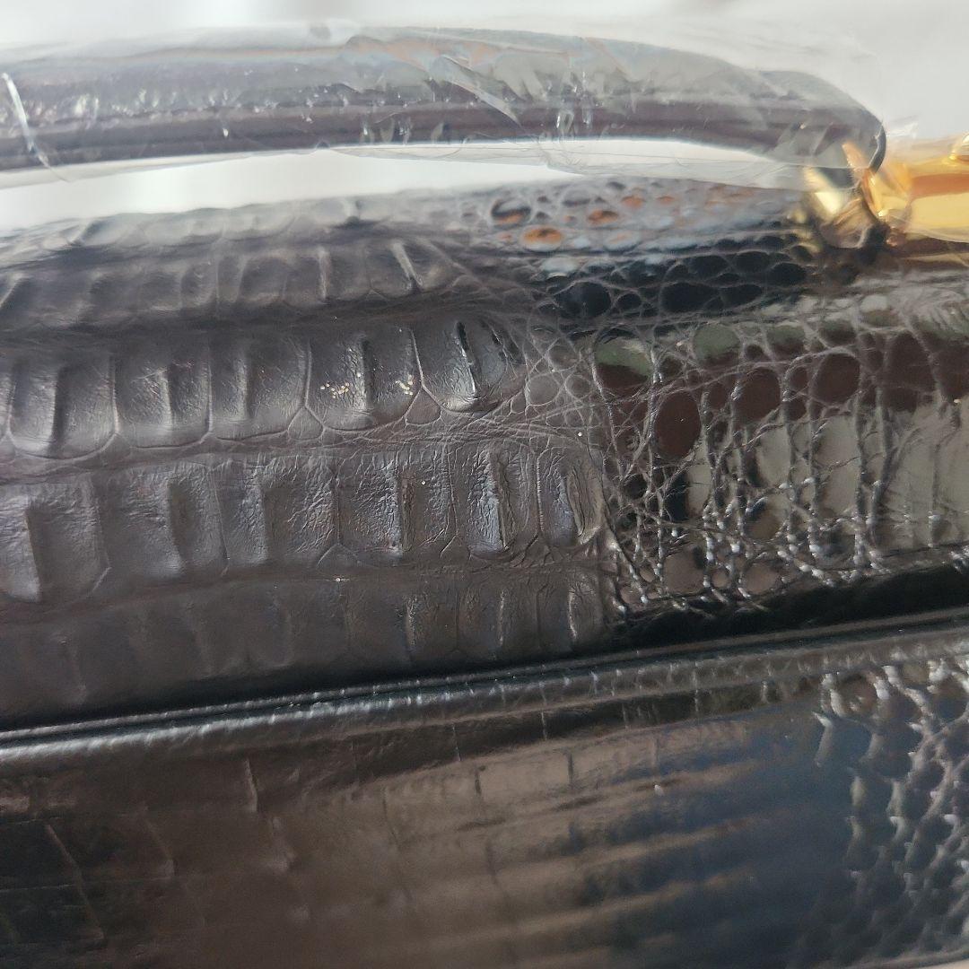 amiet カイマン レザーハンドバッグ ショルダー 2way 黒　ロック付き