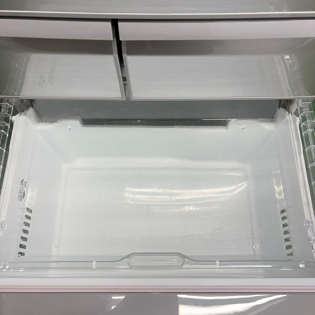 634 ファミリー向け　大型冷蔵庫　6ドア　観音開き　フレンチドア　500L強