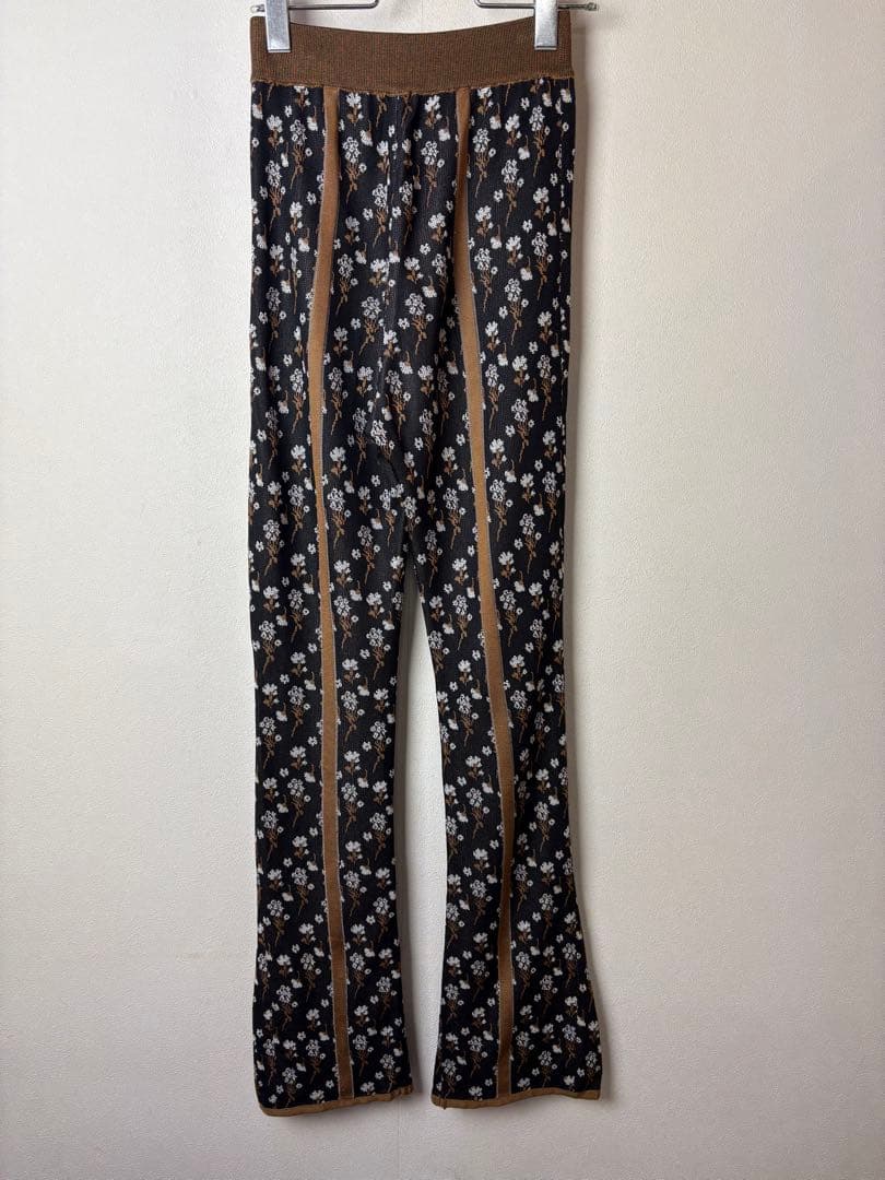 Mame Kurogouchi フラワーニットレギンス スリムパンツ