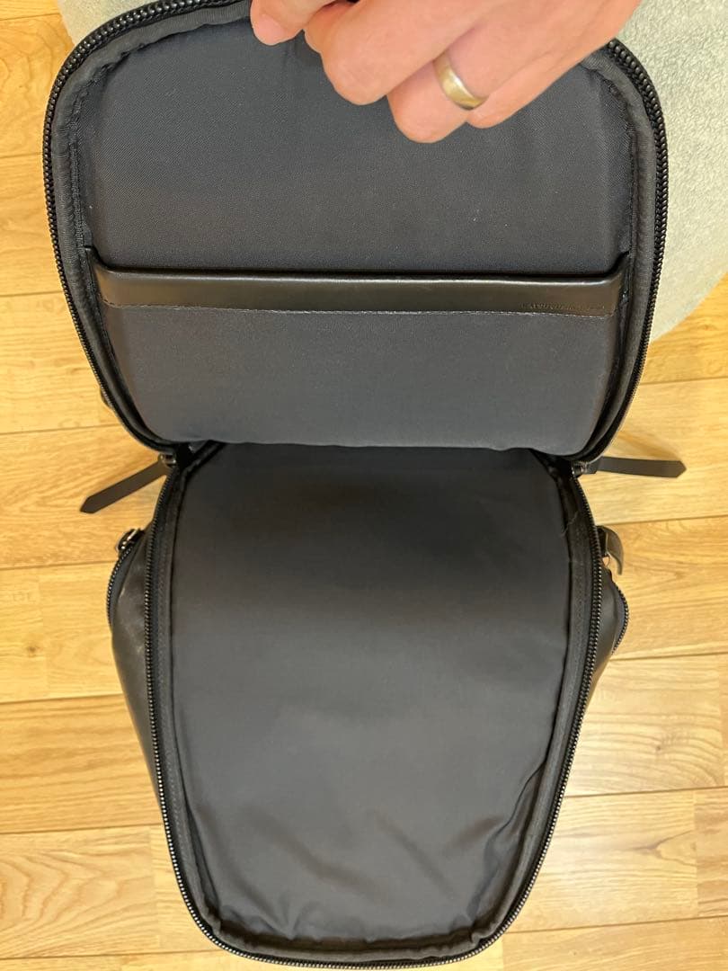 【正月値下げKATUYUKI KODMA 】レザーバックパック