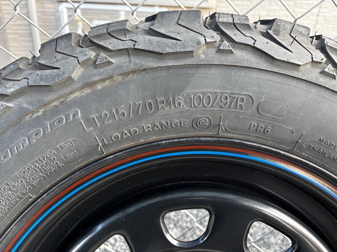 1本のみBFGoodrich All-Terrain T/A 215/70R16