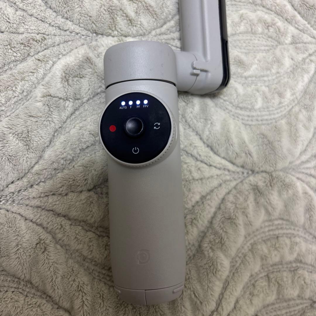 【純正】Insta360 Flowジンバル スマホ用 自撮り棒 三脚
