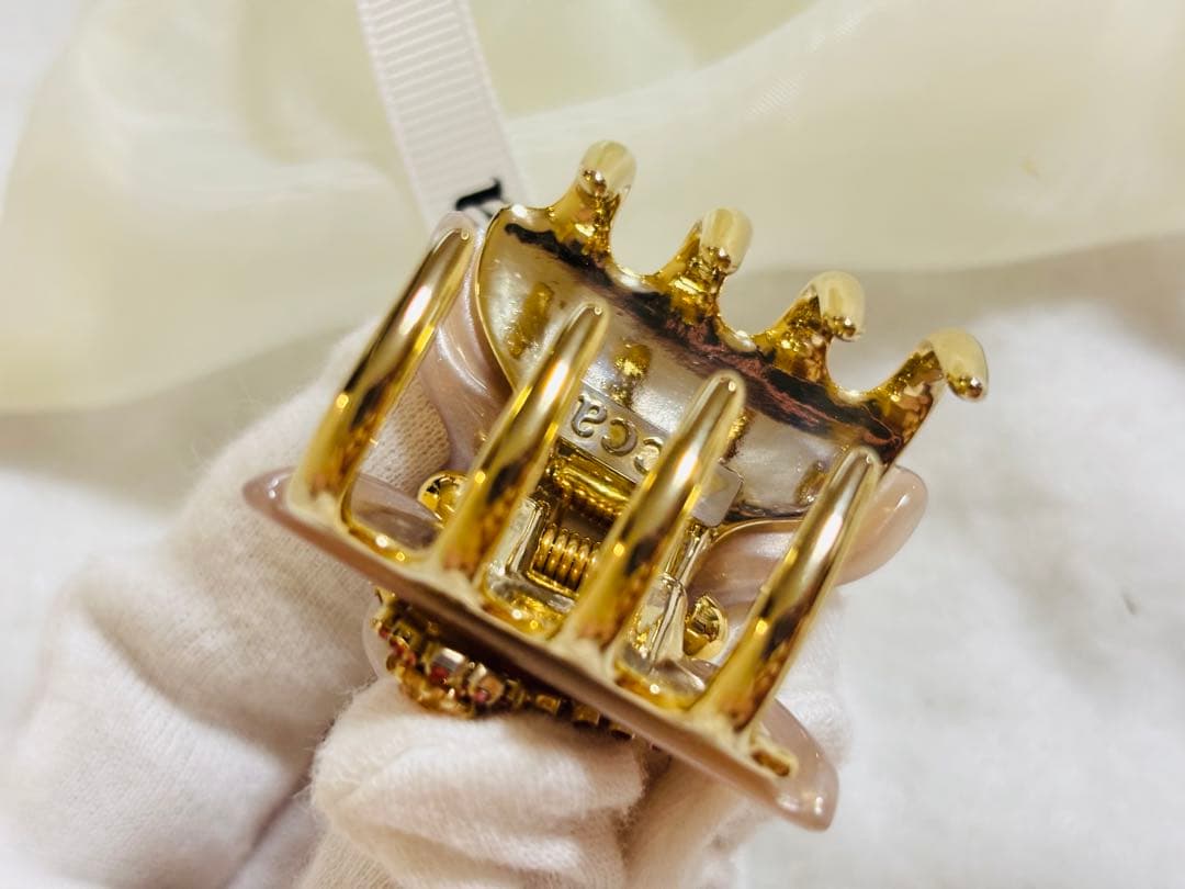 【極美品】acca クリップ　スワロフスキー　ヘアクリップ