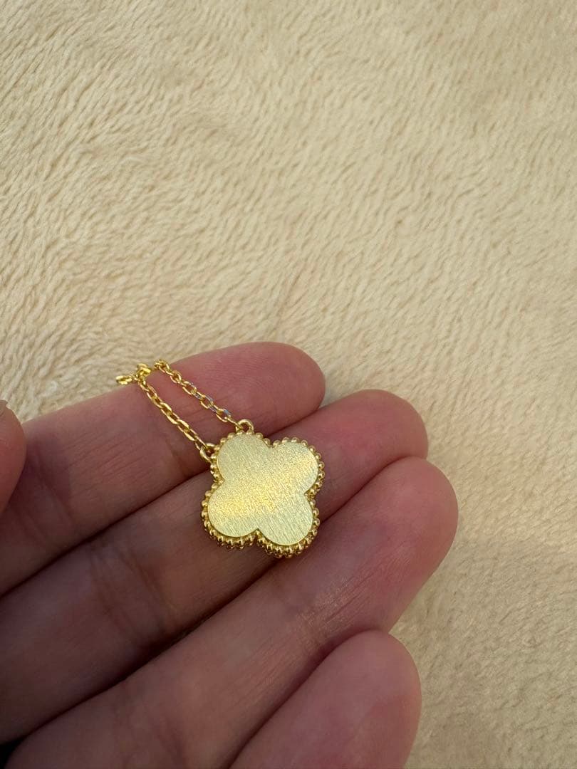 ハレルヤ‼️マザーオブパール　アルハンブラ　ネックレス