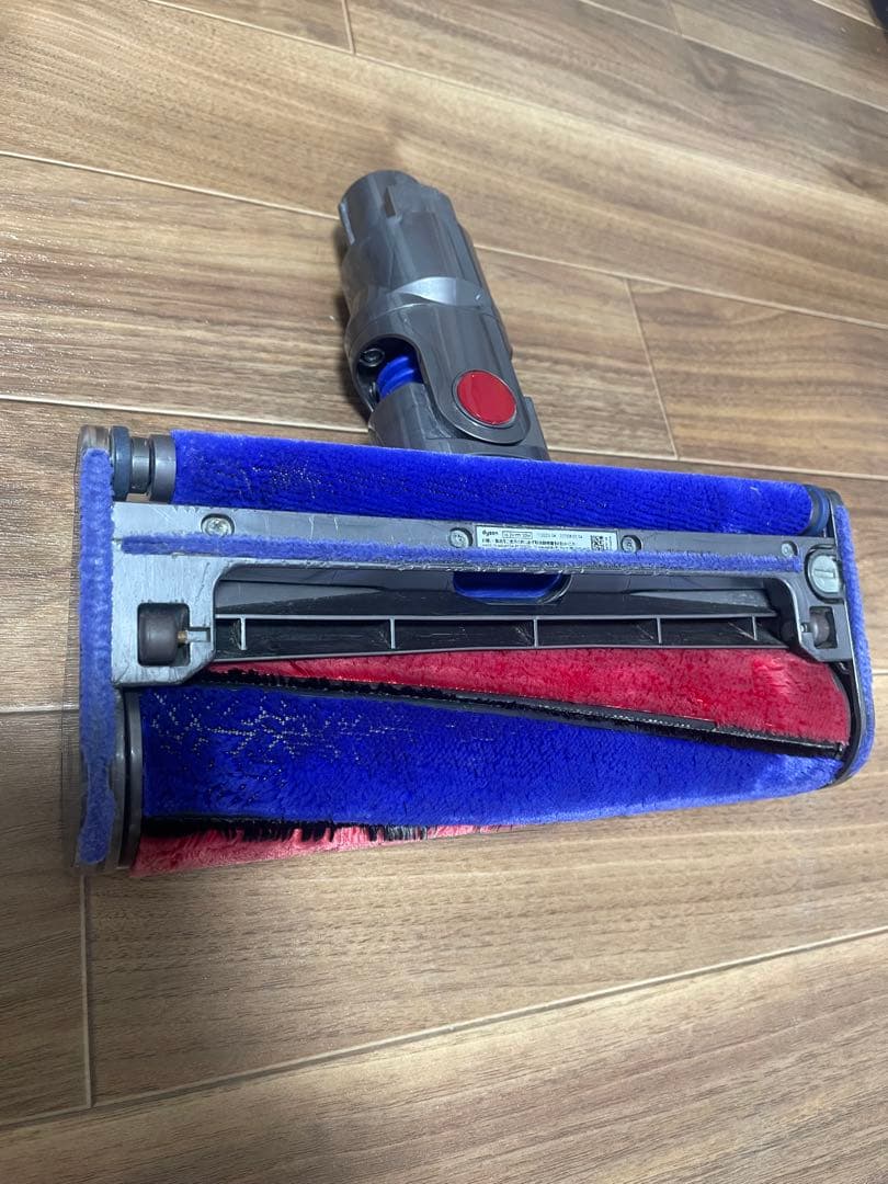 ダイソンDyson V7(sv11)スティッククリーナー本体 サイクロン式セット