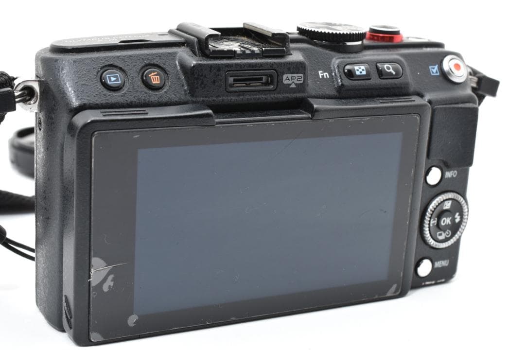 オリンパス OLYMPUS E-PL6 ボディ ジャンク