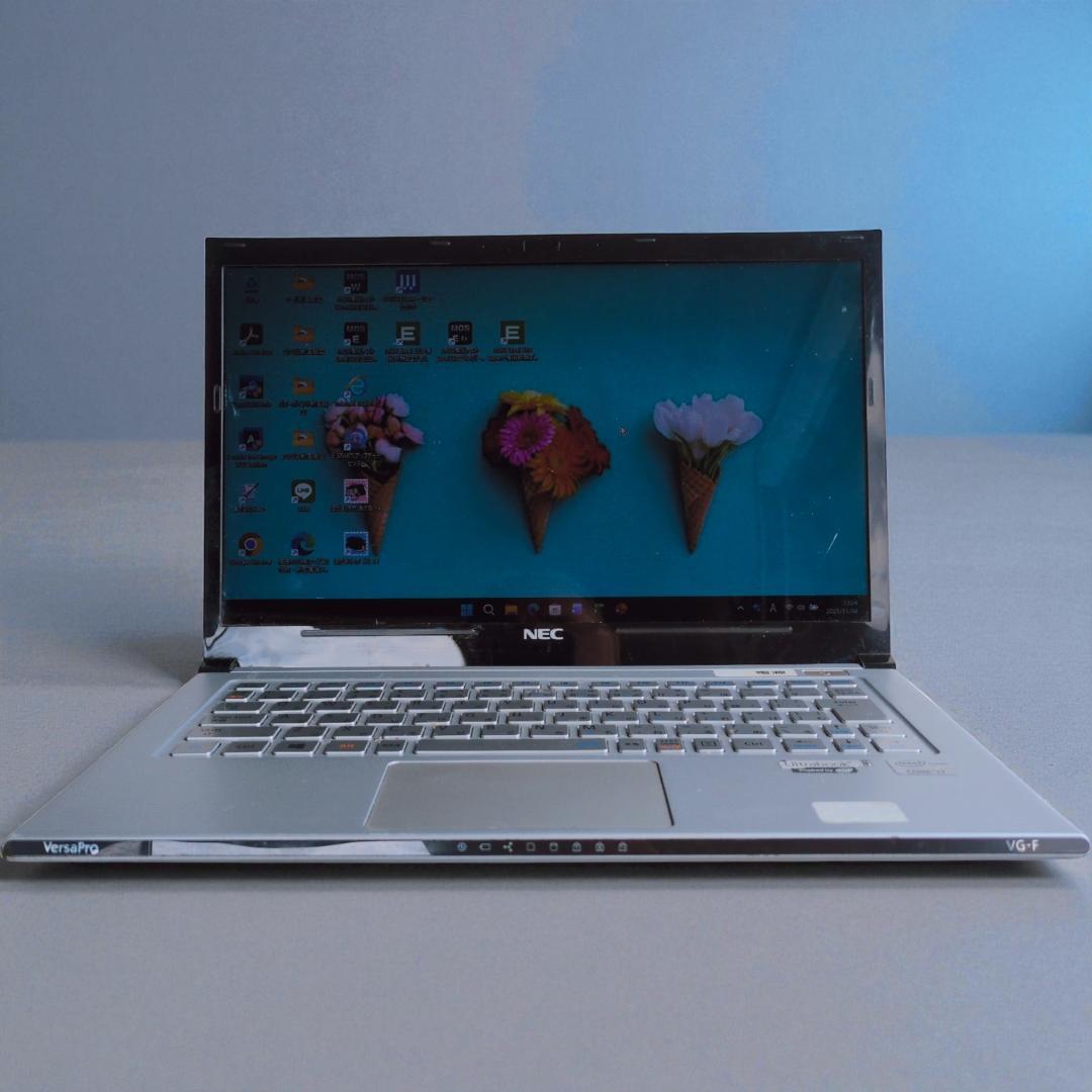 早い者勝ち NEC 薄型軽量 ノートパソコン windows11 i7 SSD