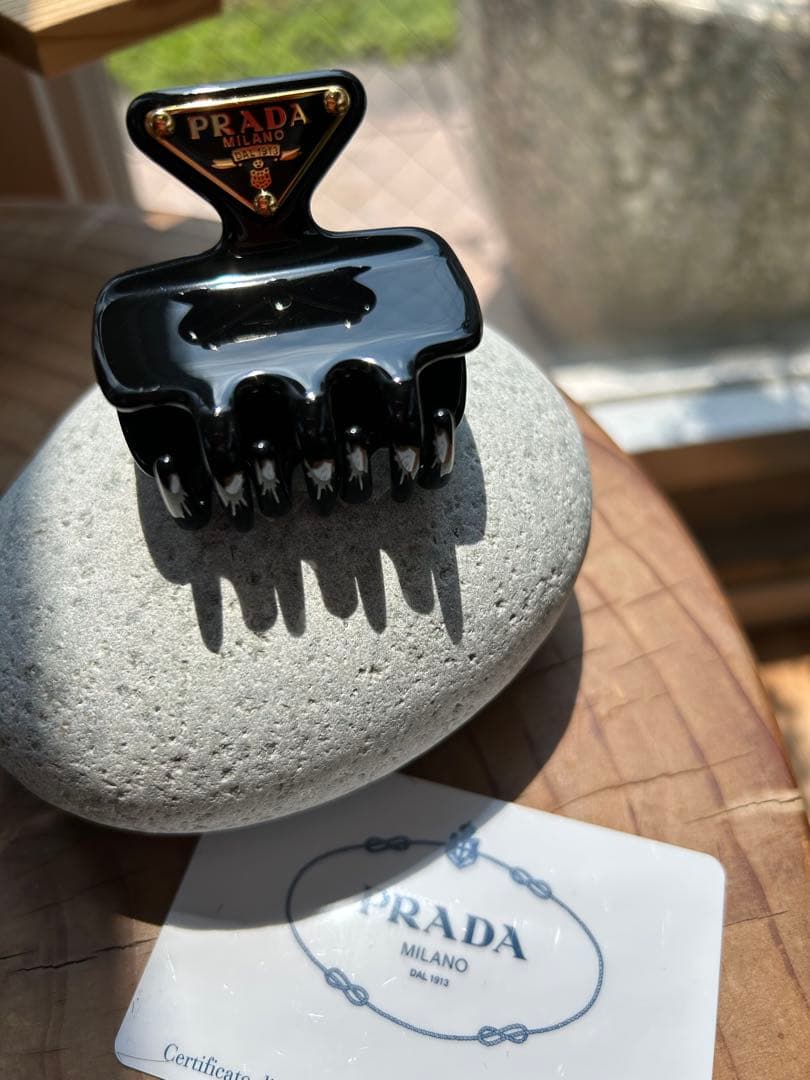 PRADA プラダ ヘアクリップ ブラック 正規品