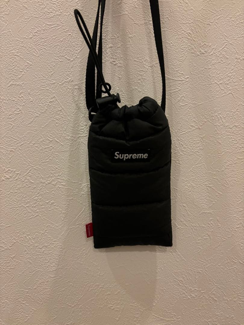 バッグ supreme puffer neck porch