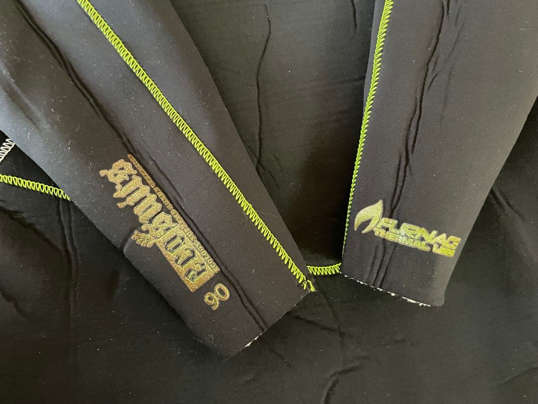 ビラボン 裏起毛ウェットスーツ　ノンジップ