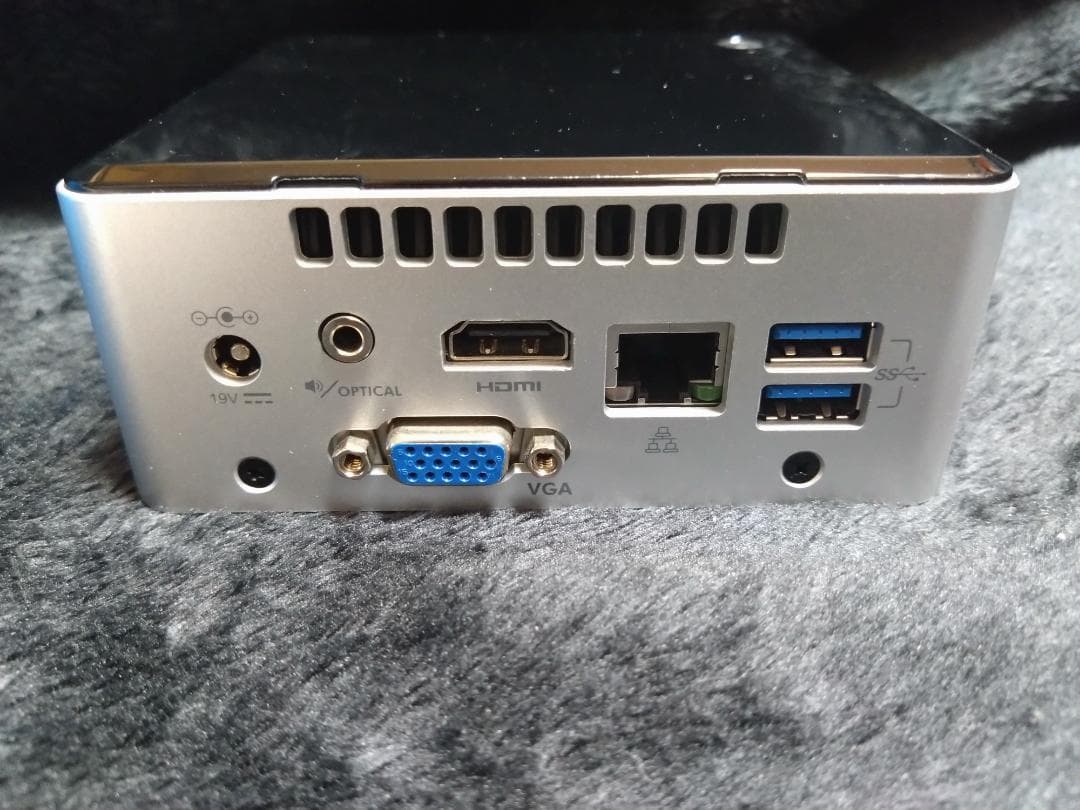 ベアボーン・キット Intel NUC NUC5PPYH