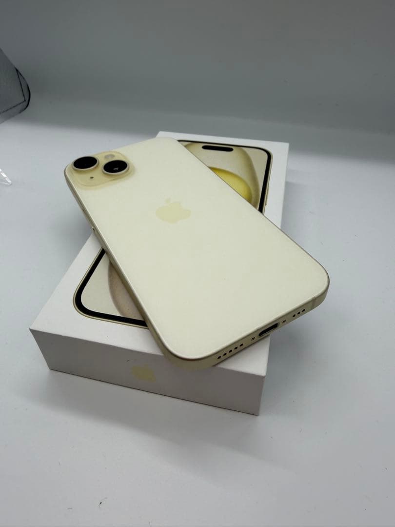 【極美品】iPhone15 128GB イエロー SIMフリー端末