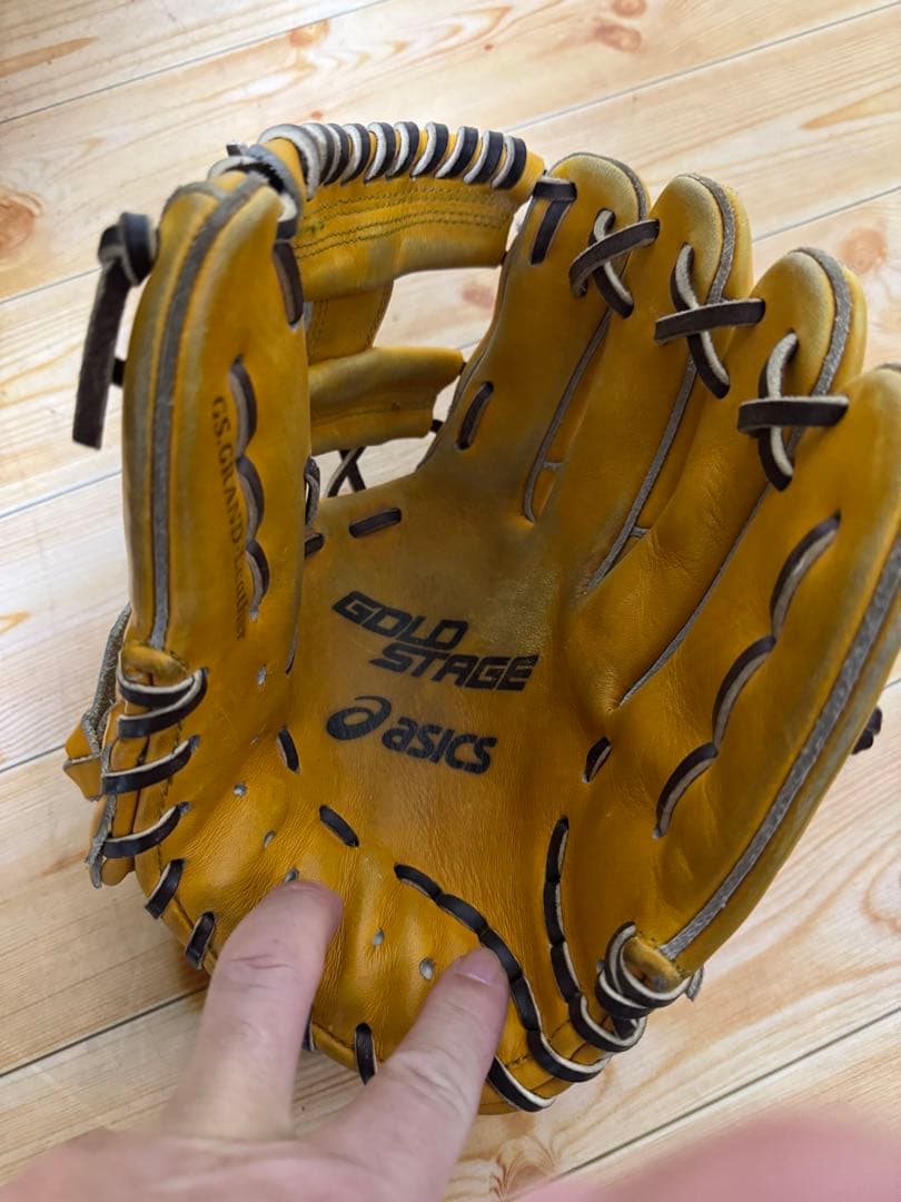 硬式用内野用asics GOLD Stage (トレーニンググラブおまけ付き)