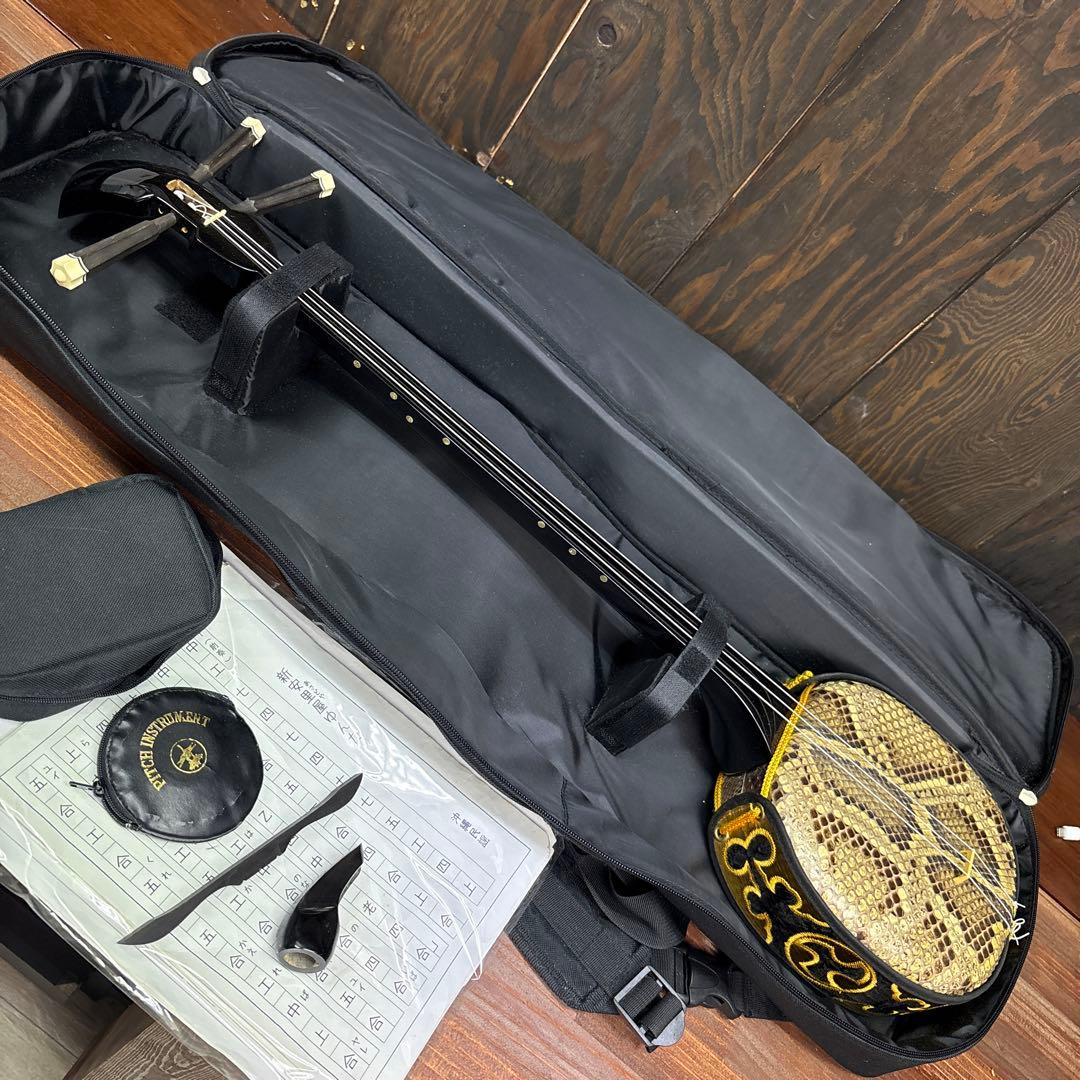 沖縄三線本体と付属品セット