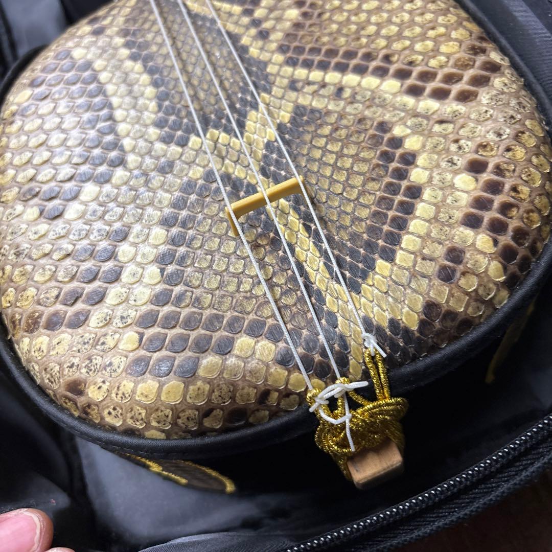 沖縄三線本体と付属品セット