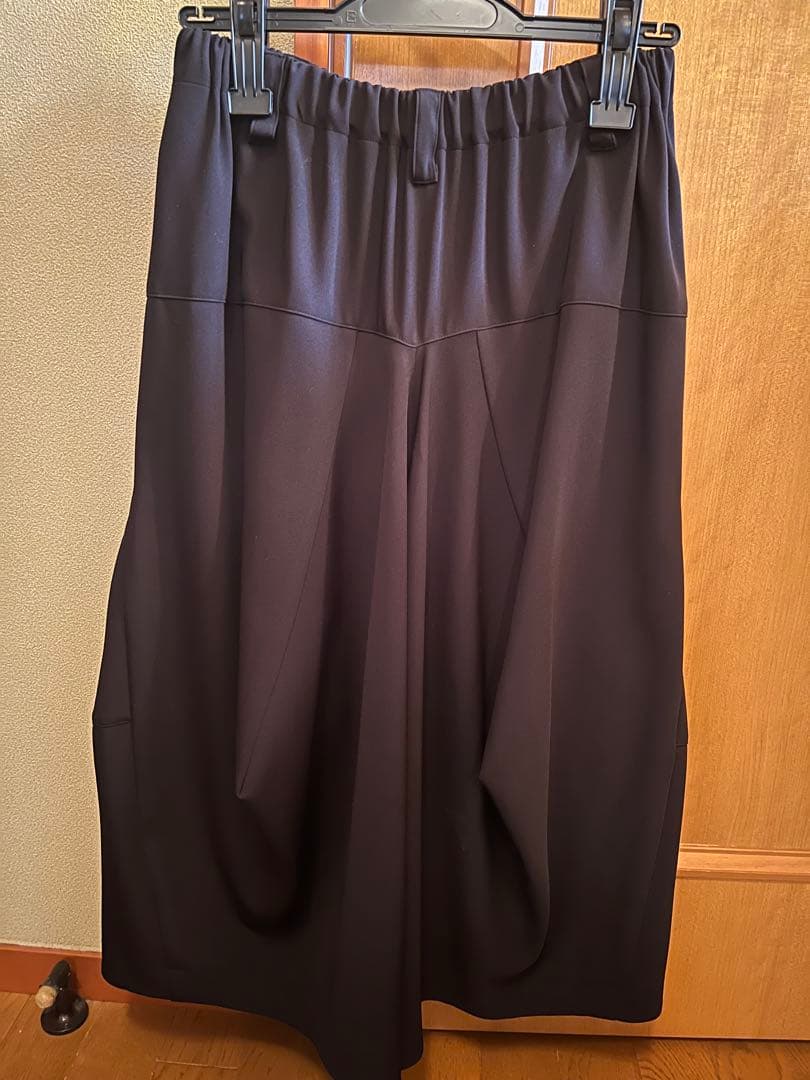 バスコChronicle 黒　ゆったりサルエルパンツ