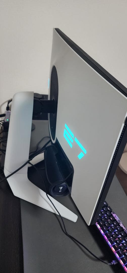 ち*わ様 Alienware 27 280Hz 1440p ナノIPS AW27