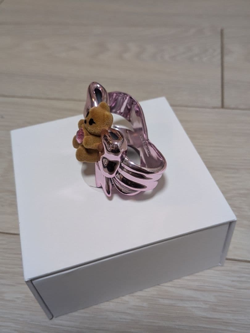 XTENDED iDENTiTY リボンクマ エアポッドカバー