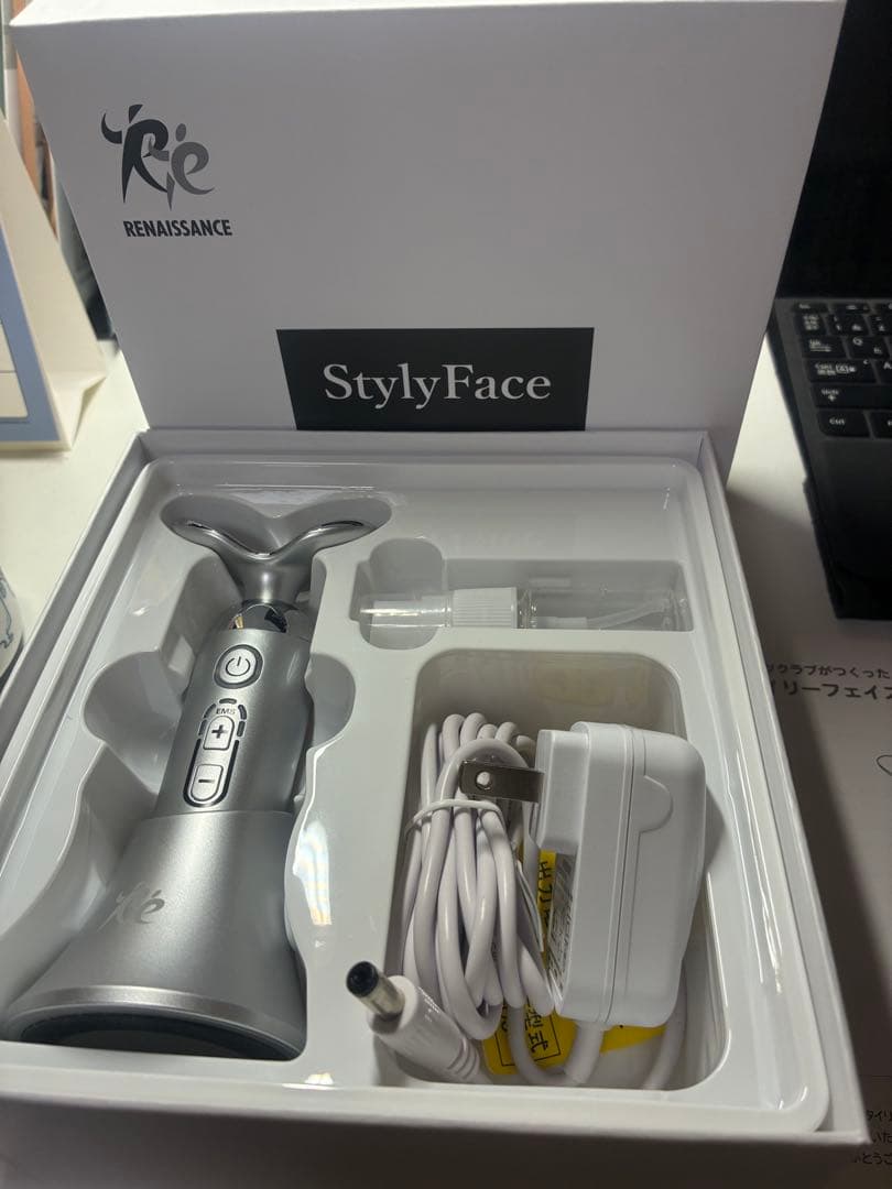 スタイリーフェイス SLF-100 美顔器