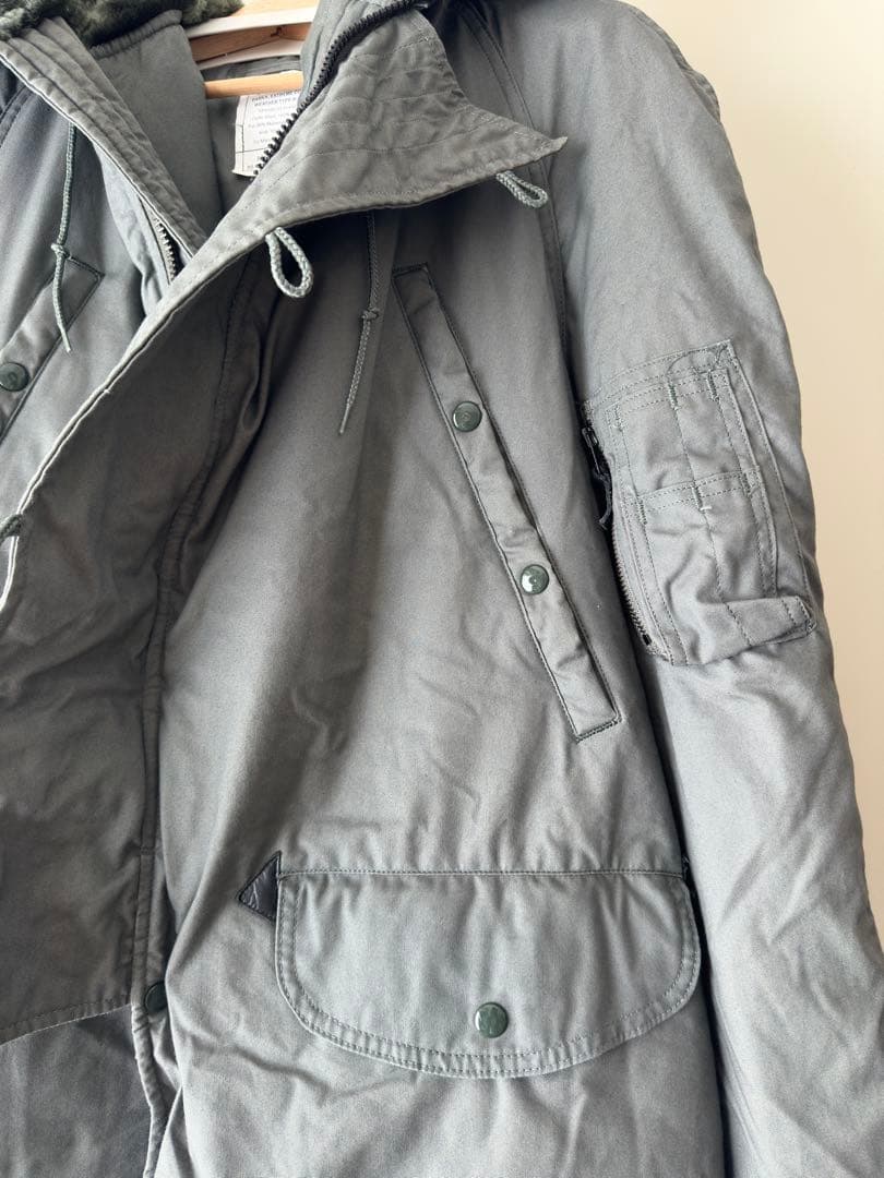 【週末セール】米軍実物 00s N3-B フライトジャケット Mサイズ 美品