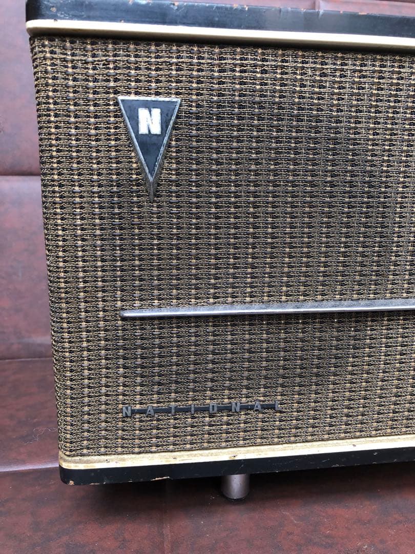 昭和レトロ　真空管　ラジオ　アンティーク(J 1)