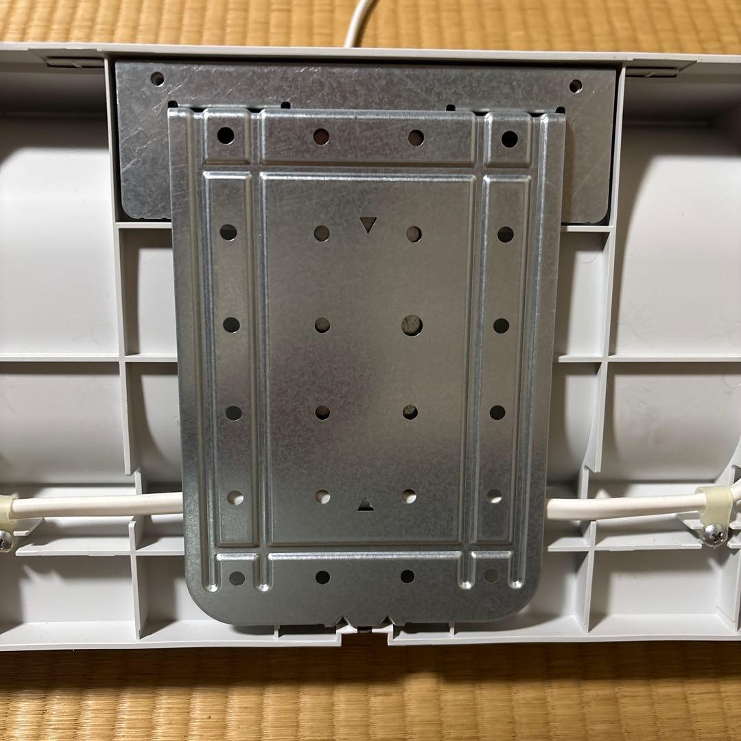 CORONA コロナ　壁掛型遠赤外線暖房機 ウォールヒート　CHK-C126A②