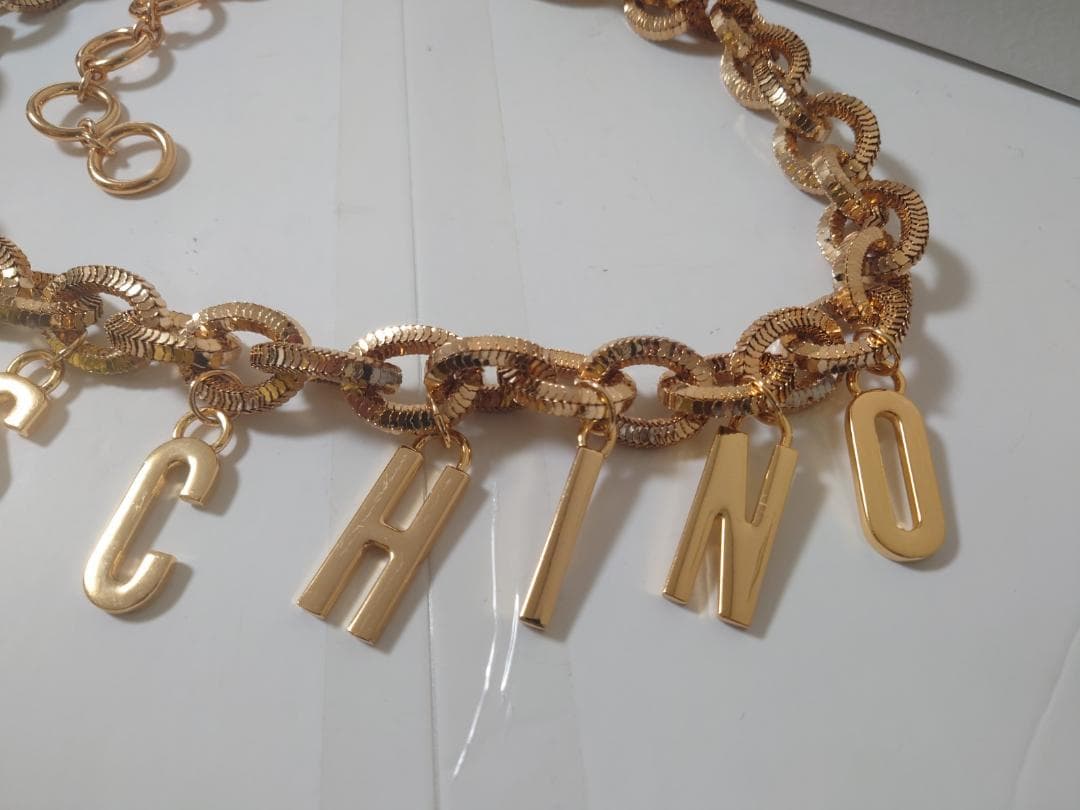  MOSCHINO モスキーノ ゴールドメッキ ベルト T25062303