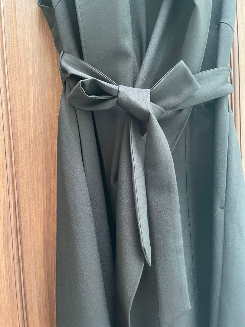 【JENNE】ショールカラーオードリーロングジレ Sサイズ