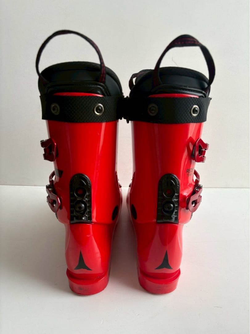 ATOMIC スキー ブーツ レッド