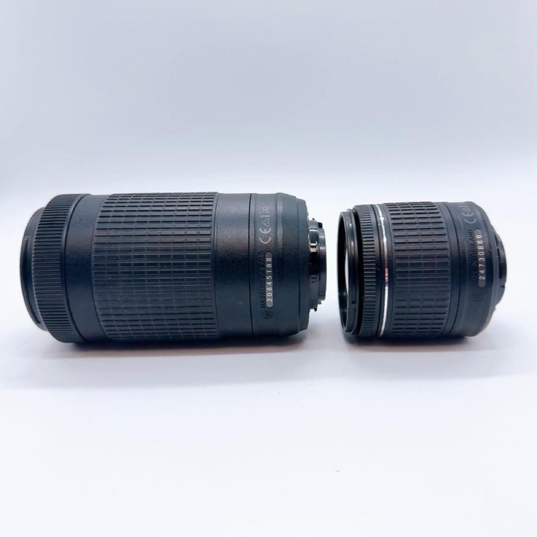 デジタル一眼レフ　ニコン　Nikon D5600 ダブルズームキット　箱付き