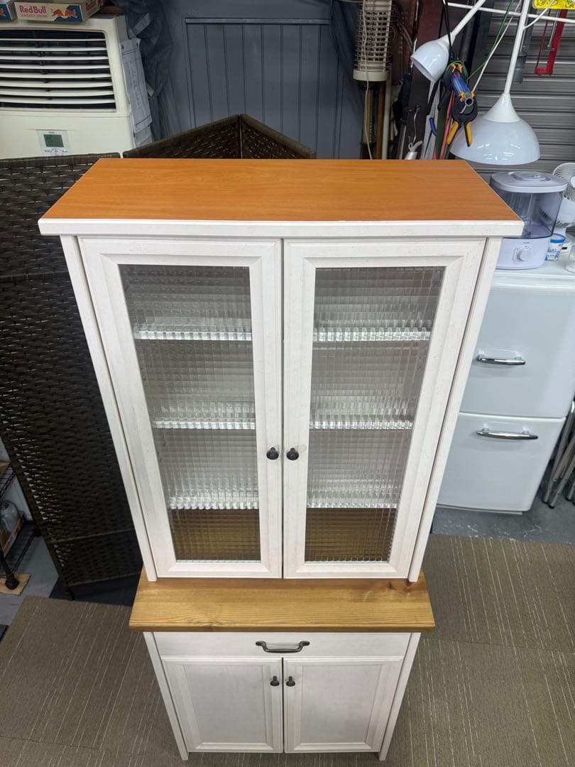 【洗浄消毒作業済】【美品】（株）ユーアイ　カントリー調 食器棚 カップボード