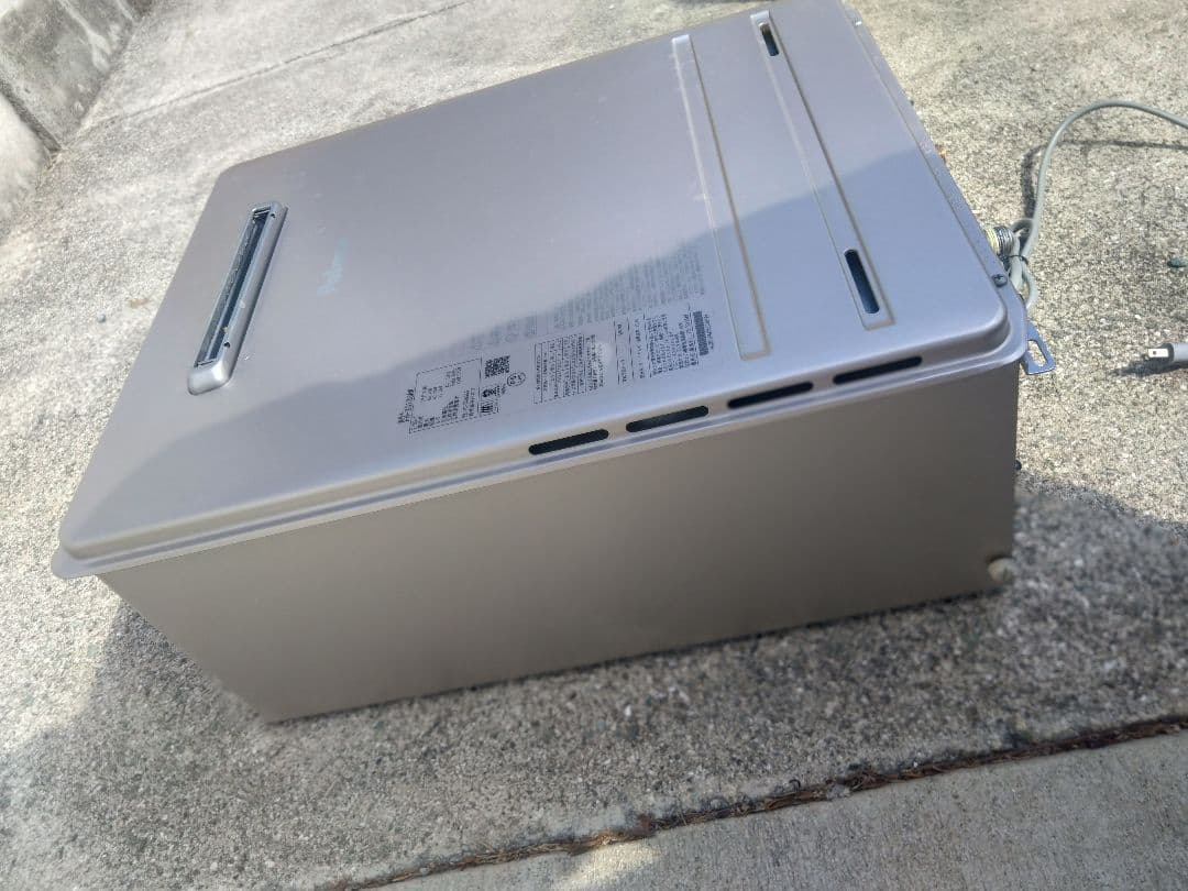 パロマ追焚き付ガス給湯器　FH-2013SAW