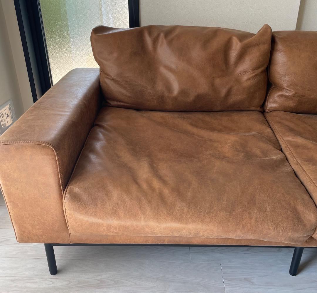 プルート 2.5人掛けソファ スーパーレザーテックス オーカーブラウン