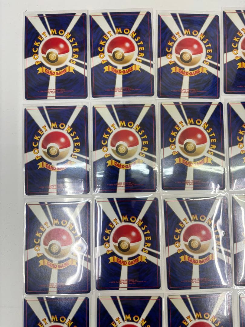 ポケモンカード 旧裏面カード　23枚セット ホロカード含む　ピカチュウ　ミュウ