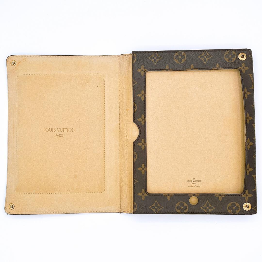 ルイヴィトン M93803 モノグラム エテュイ iPadケース Apple