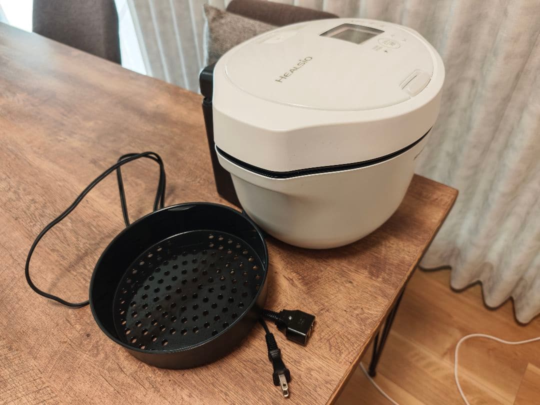 シャープ ヘルシオクッキングKN-HW24H-W 2.4ℓ