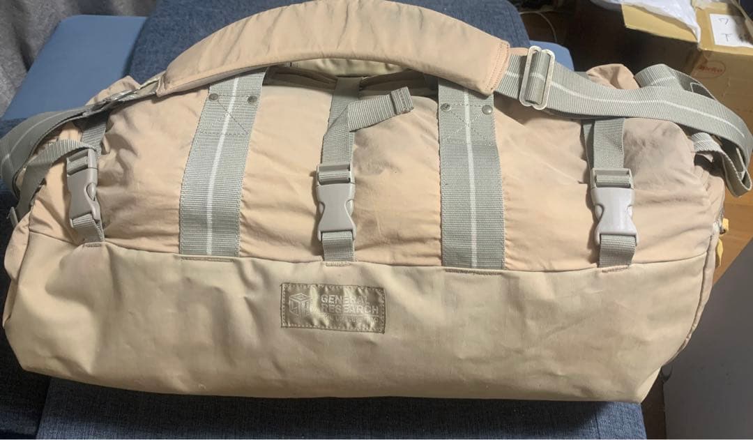 ジェネラルリサーチ　ボストンバッグ