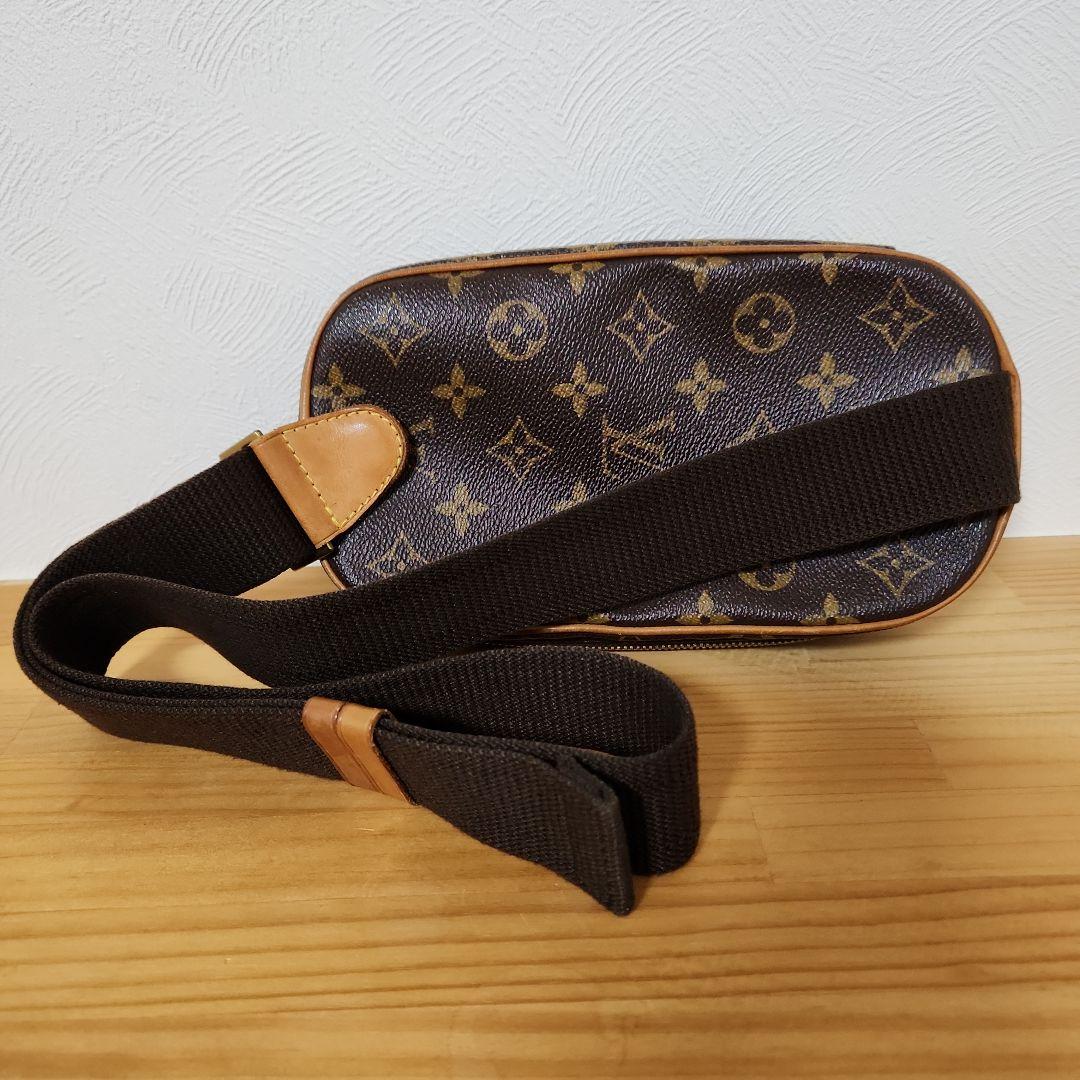 LOUIS VUITTON 　モノグラム　ポシェットガンジュ