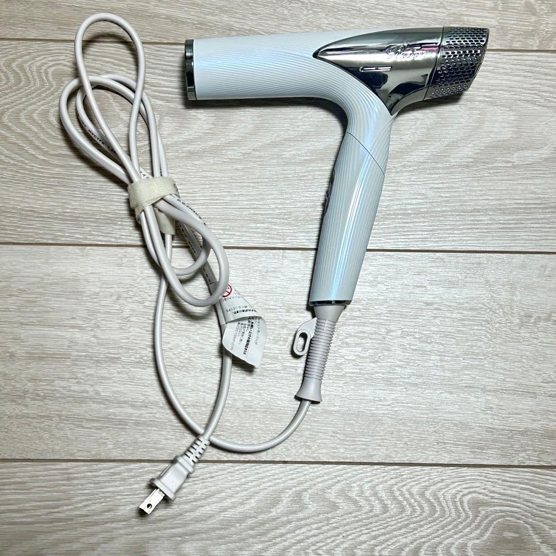 【即購入可】※ジャンク品※リファ ドライヤー RN-AN-02