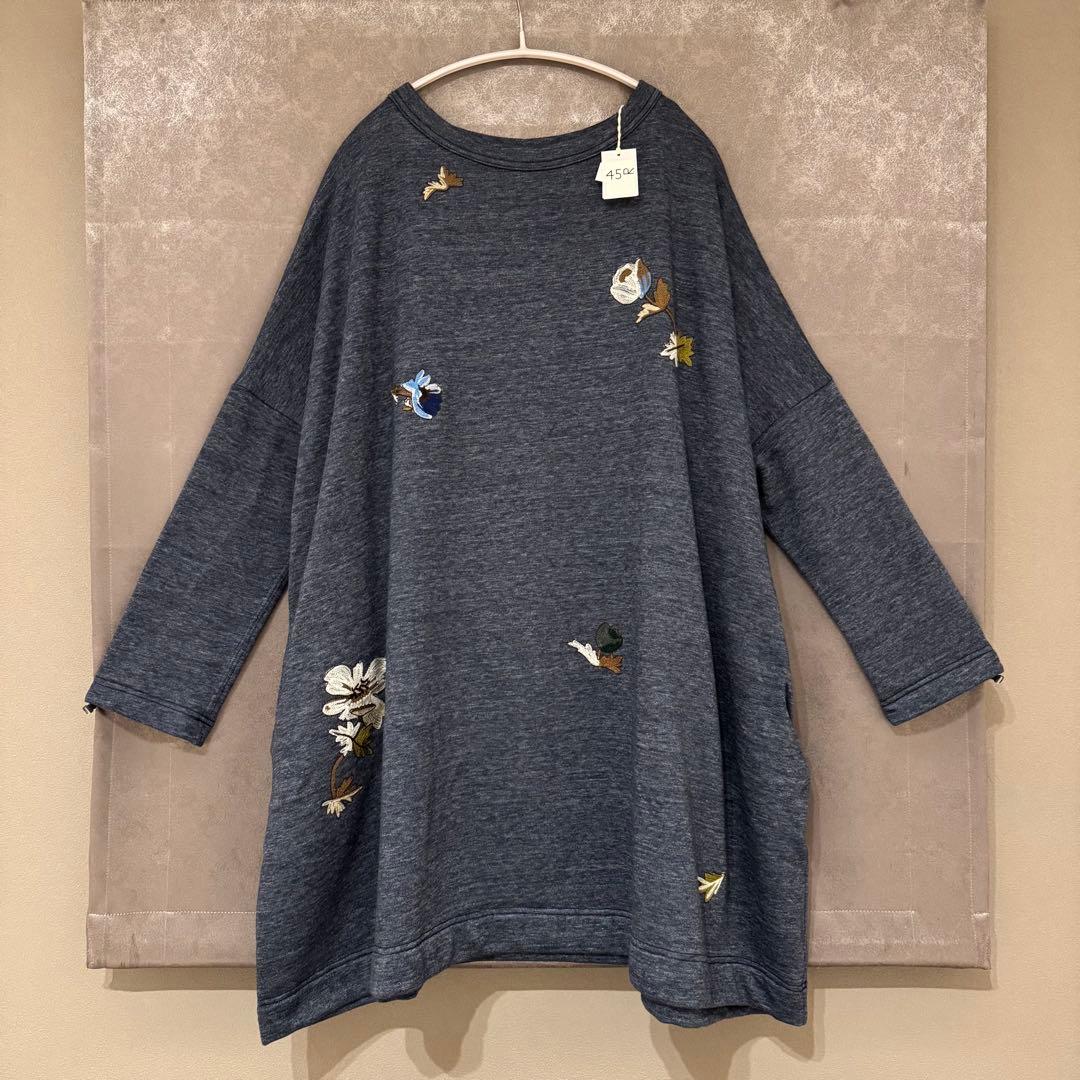 【未使用タグ付き】 45R 花柄 刺繍 裏起毛 チュニック(サイズ0)