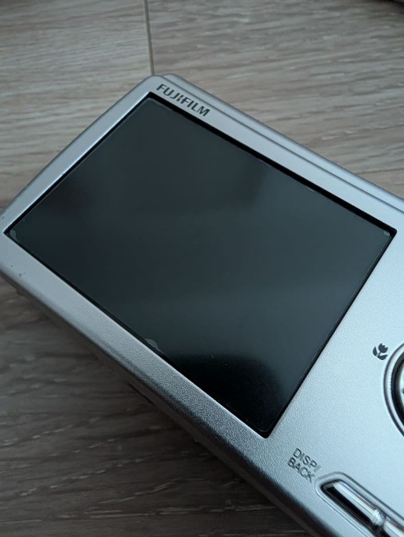 Fujifilm FinePix F100fd シルバー ファインピックス