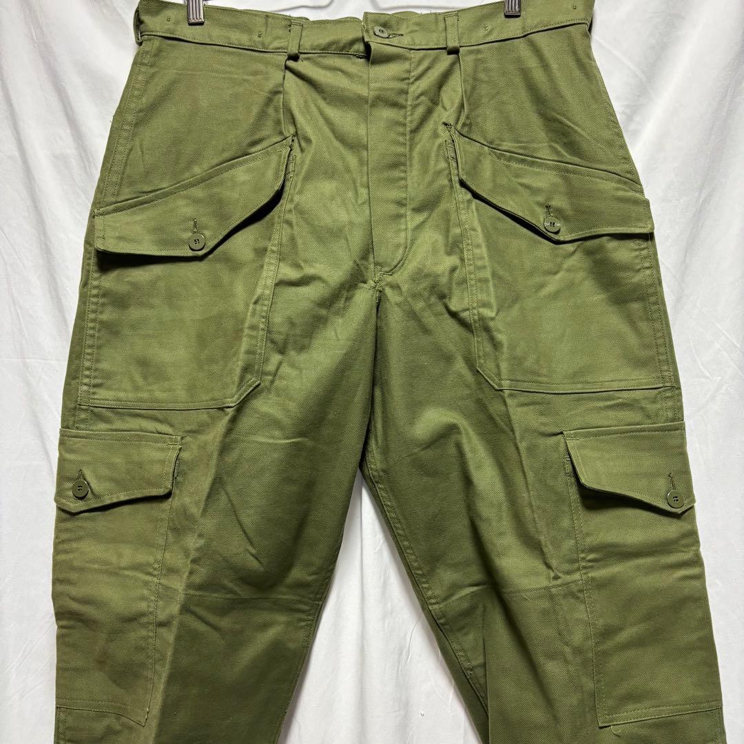 スウェーデン軍　60's コットン ユーティリティー カーゴパンツ　未使用　実物
