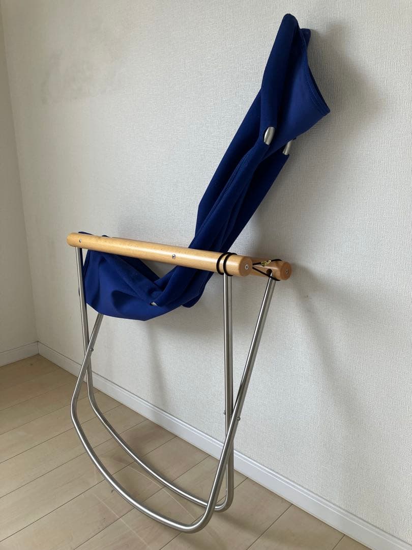 お*ち様 ニーチェア　ロッキングチェア　ブルー 10年以上前に購入しました。