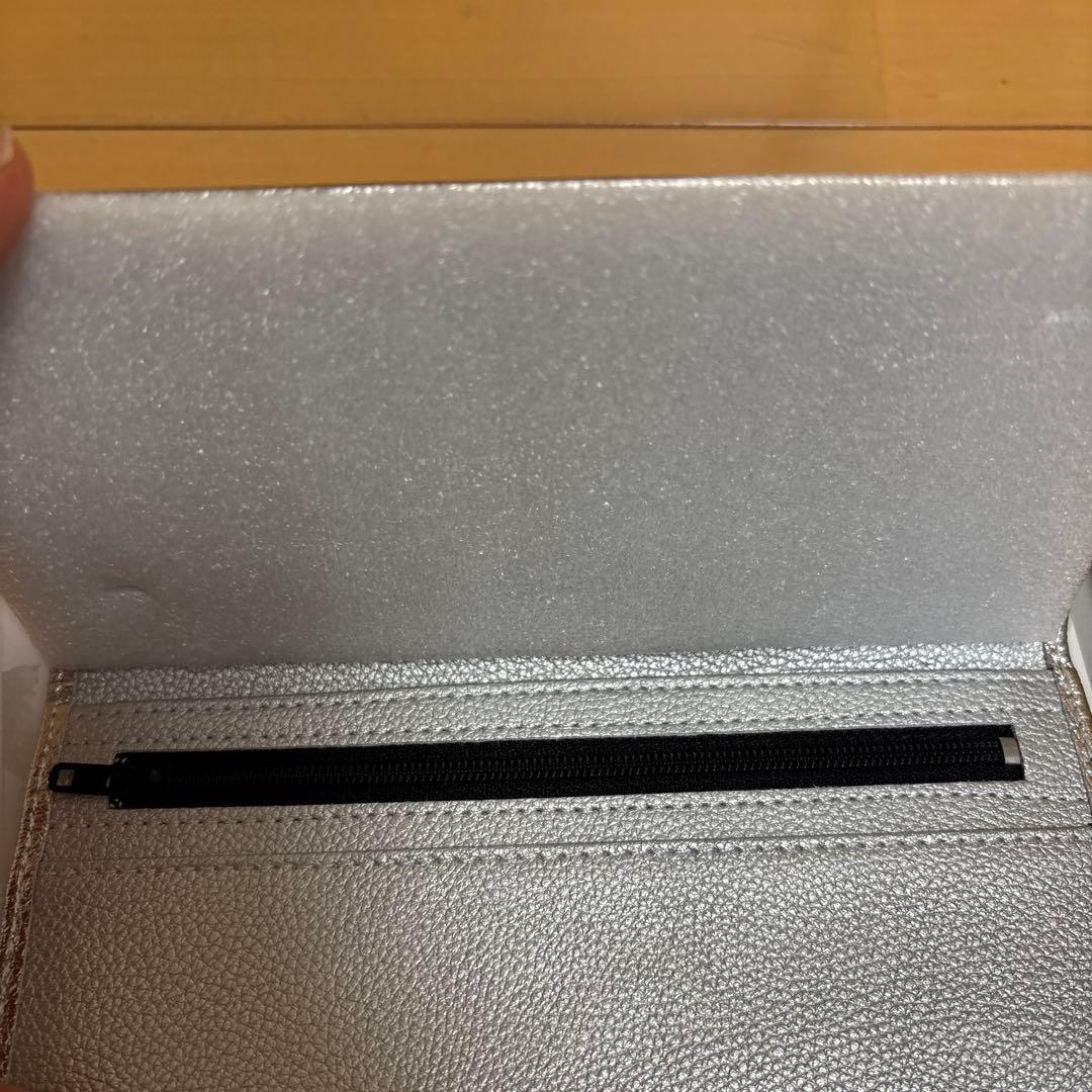 皇居 シルバー 新品 長財布 箱あり　財布